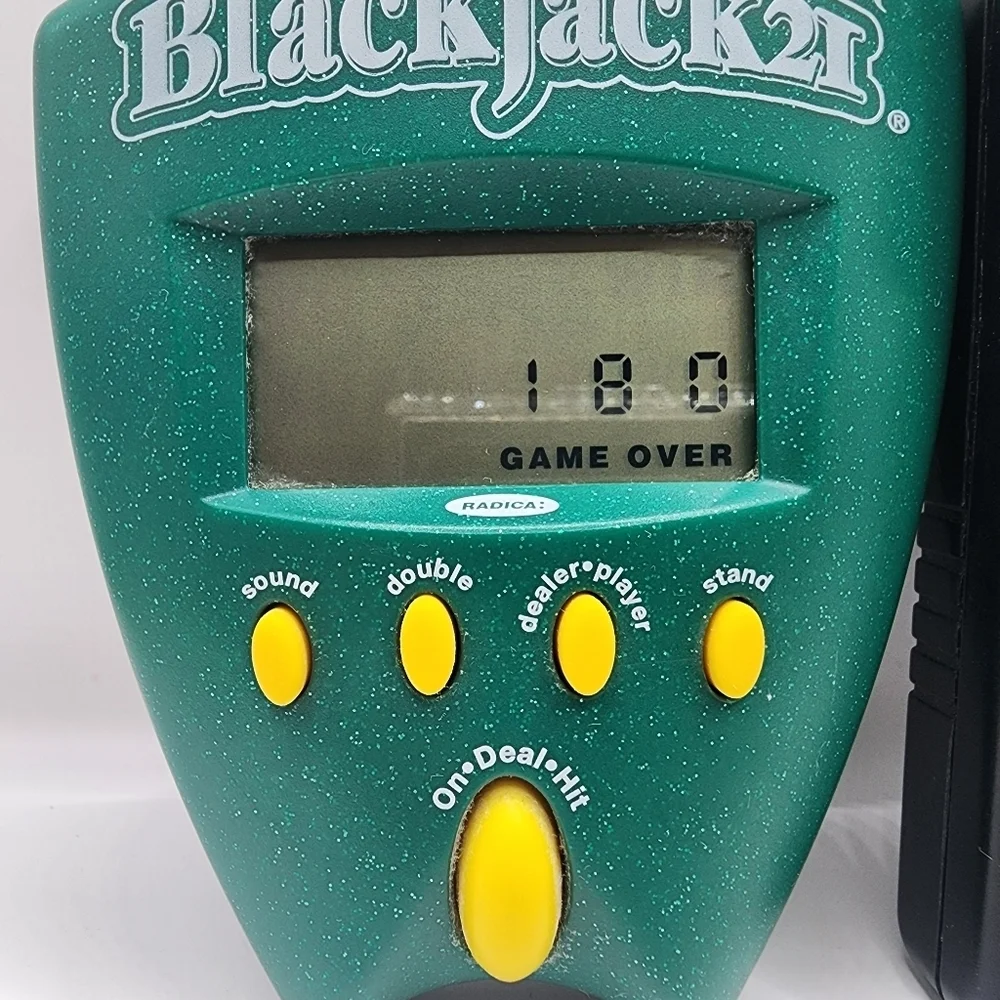 2 Handheld Games 1994, 2002 Diversified Poker Blackjack 21
